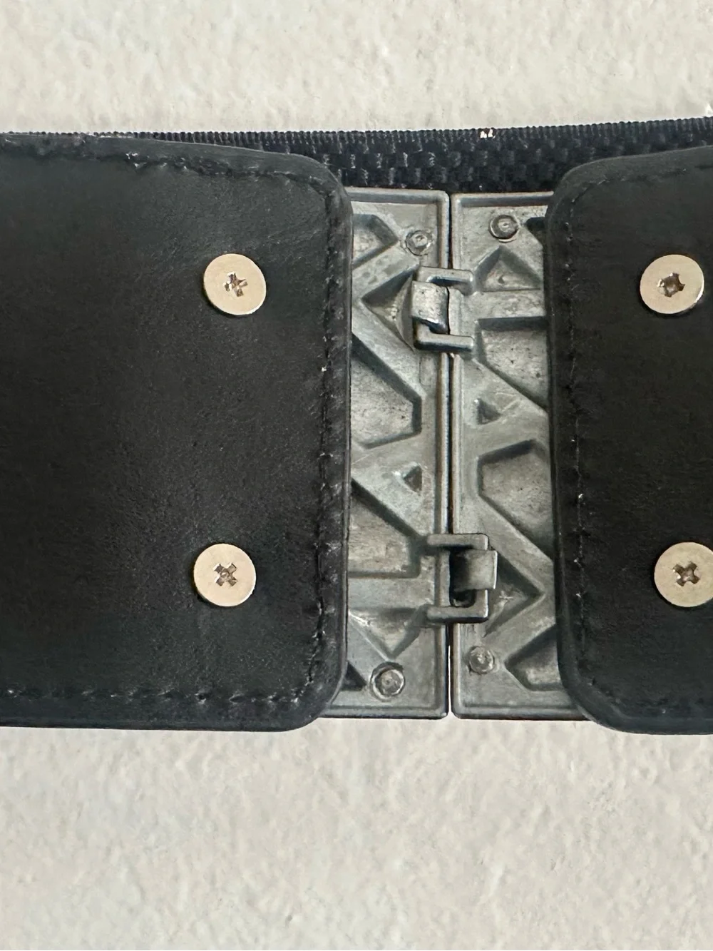 Black Elastic Waist Belt with Gold Geometric Accent
